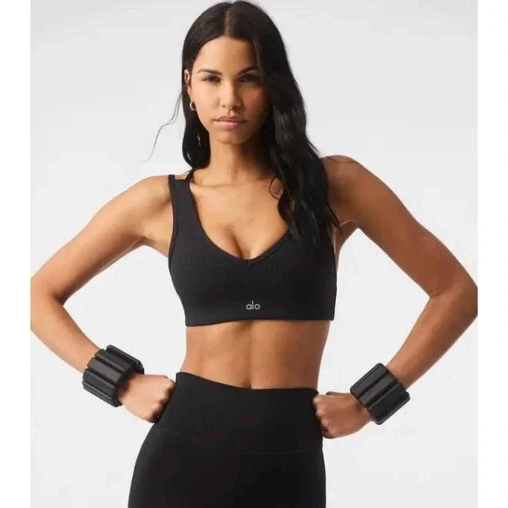 ALO Yoga Sports Bra Black Ribbed V-Neck Racerback Women's Size Medium